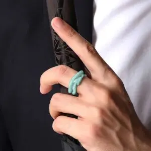 男性用のAグレード翡翠リング蛇彫刻