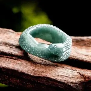 男性用のAグレード翡翠リング蛇彫刻