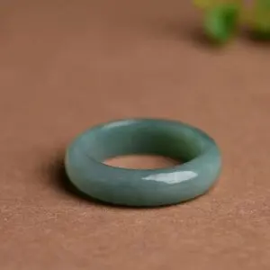 シアングリーン本翡翠リング